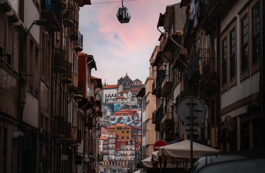 Hoe Plan Je een Onvergetelijke Reis naar Porto